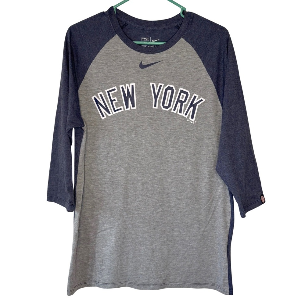 New York Yankees Nike Blue & Gray 3/4 Sleeve Shirt